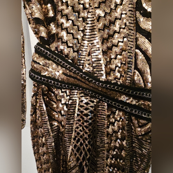 Akira women\'s Gold and Black Sequence Dress medium